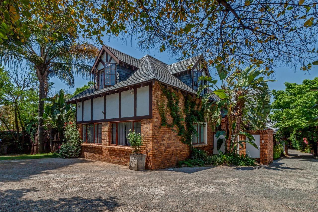 The Dorr Guest House Sandton Exterior photo